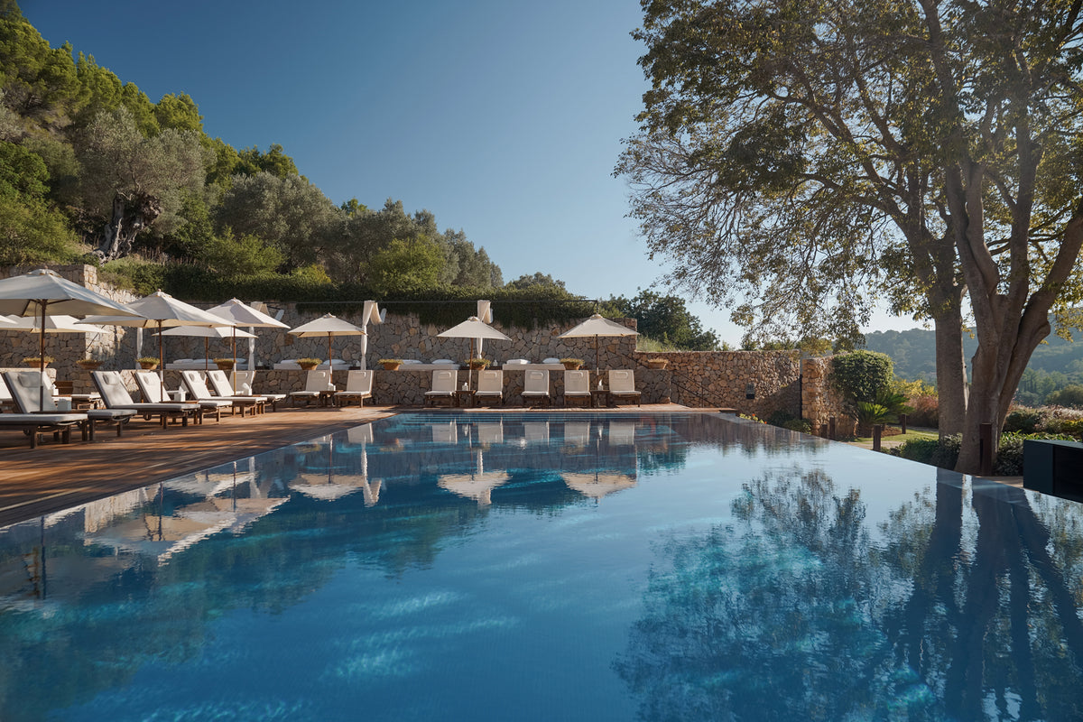 spa pool at Son Brull Mallorca with natural stone and outdoor setting